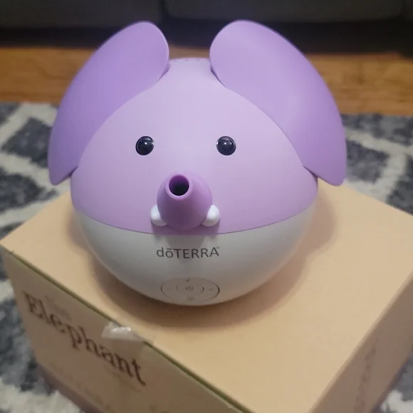 Doterra elephant diffuser - Picture 2 of 4